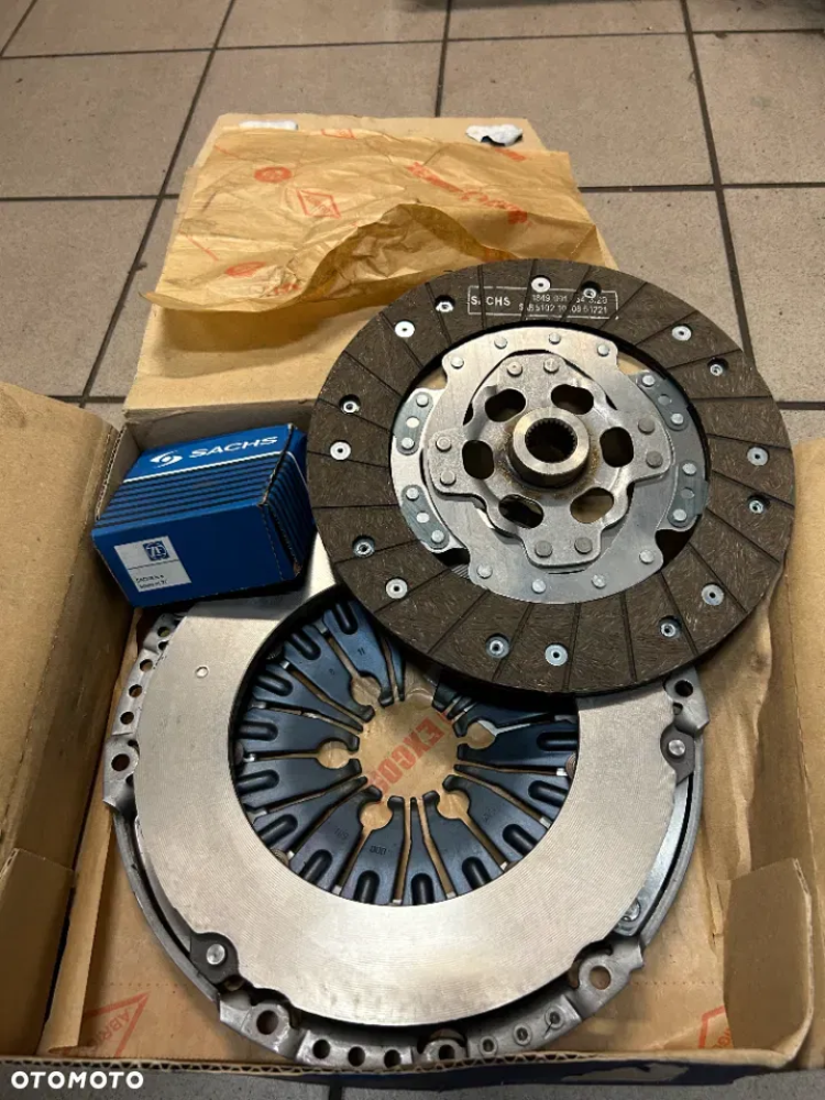 Kompletny zestaw sprzęgła SACHS 3000970001
